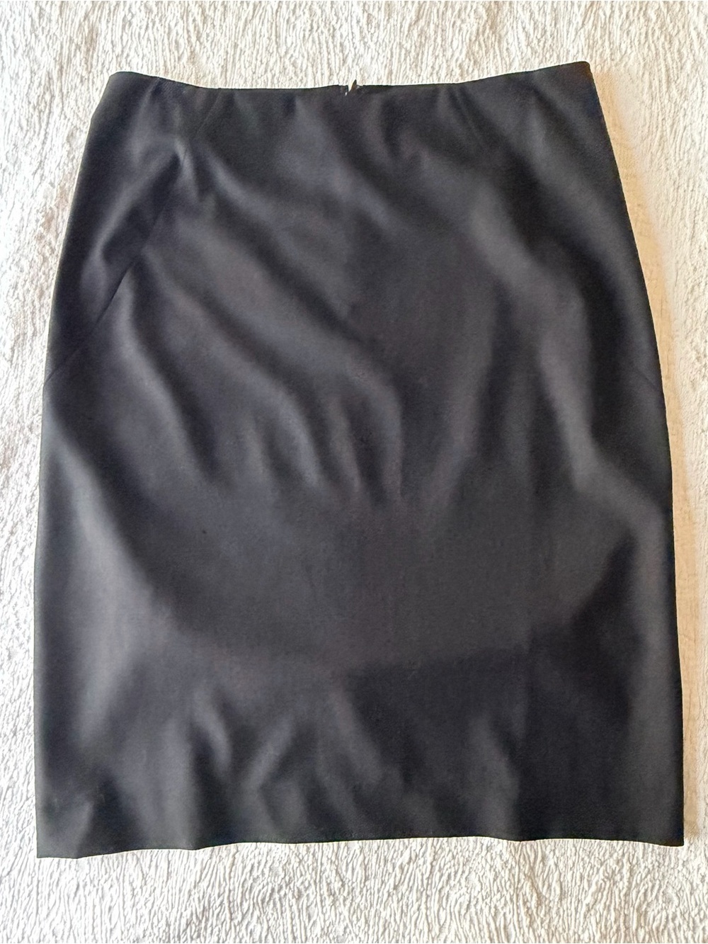Theory Black Pencil Skirt - Sleek Workwear